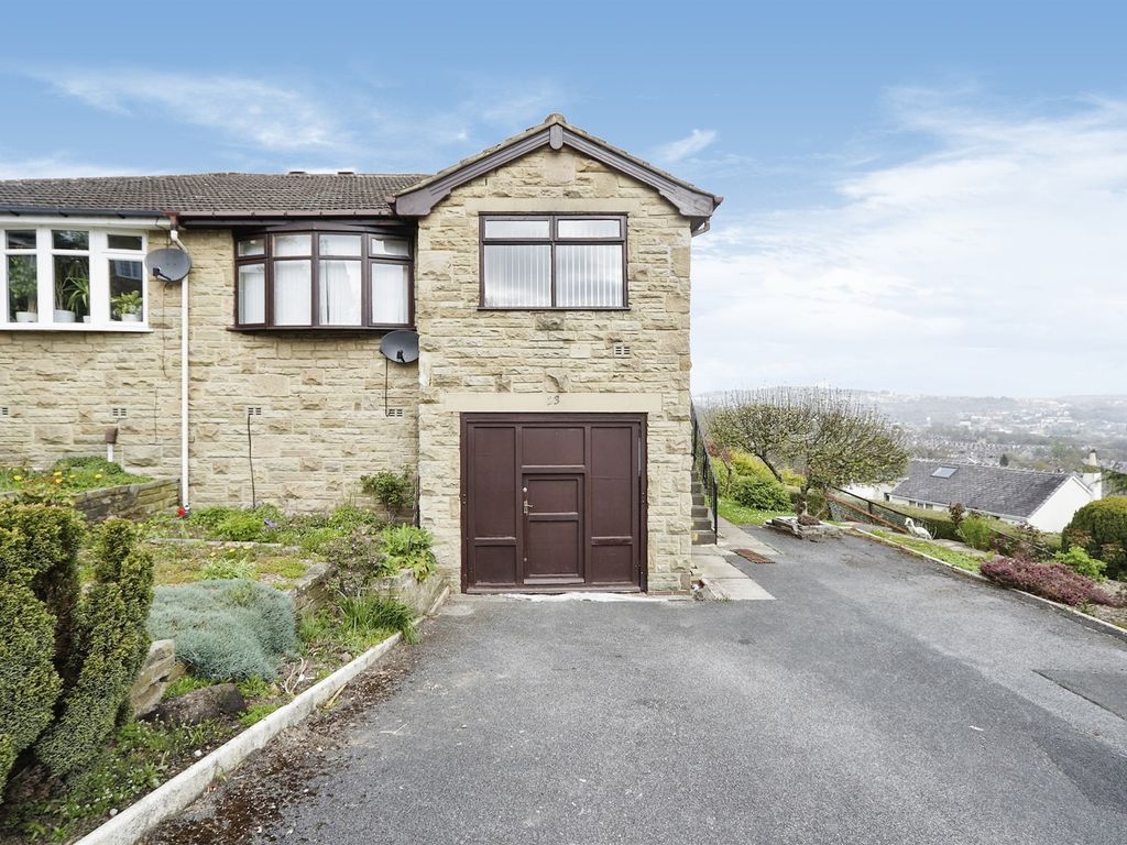 2 bed detached bungalow for sale in Aireville Rise, Bradford BD9 Zoopla