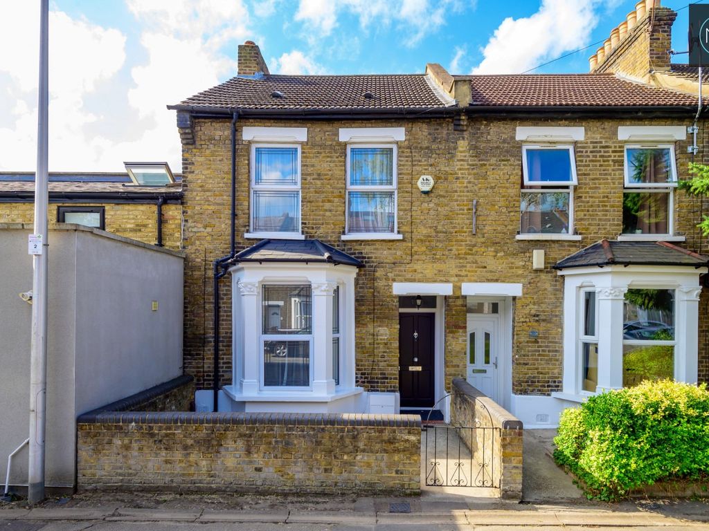 Granville Road South Woodford London E18  