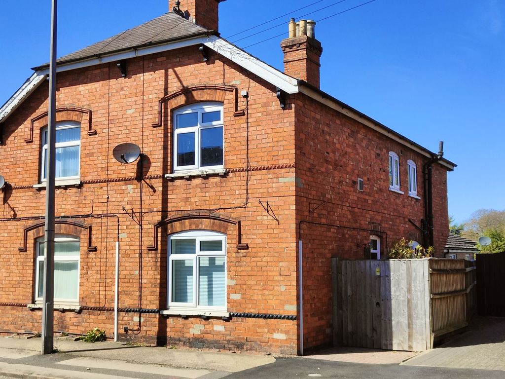3 bed semidetached house for sale in High Street, Coningsby, Lincoln