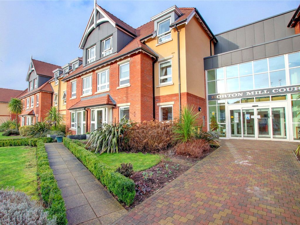 2 bed flat for sale in Hanbury Road, Droitwich, Worcestershire WR9, £