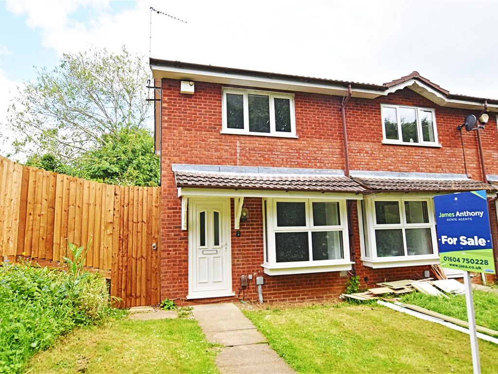 2 bed end terrace house for sale in Shard Close, East Hunsbury