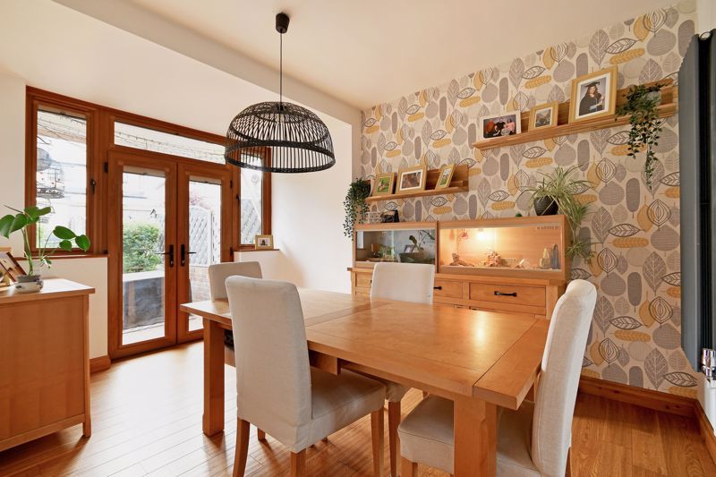 4 bed semidetached house for sale in Stanwood Crescent, Stannington