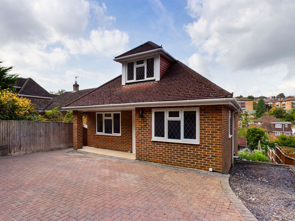 4 bed detached house for sale in Carrington Road, High HP12
