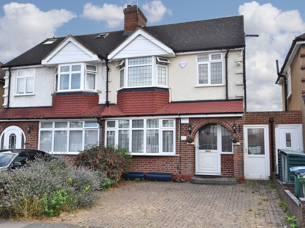 Meadow Road Watford WD25  