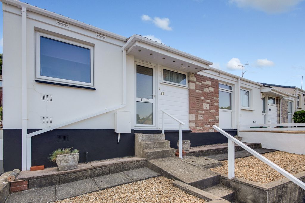 2 bed semidetached bungalow for sale in Moreton Park Road, Bideford