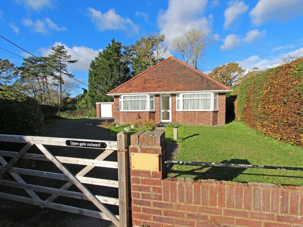3 bed bungalow for sale in Hollies Close, Sway, Lymington, Hampshire