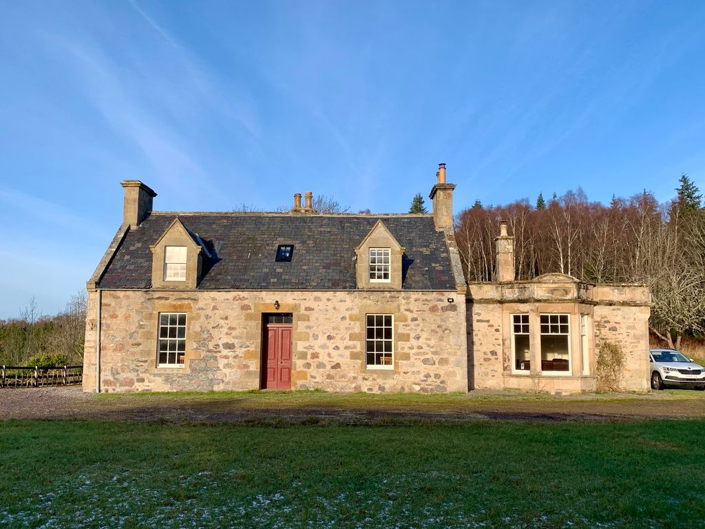 3 bed detached house to rent in Altyre Estate, Forres IV36, £1,595 pcm