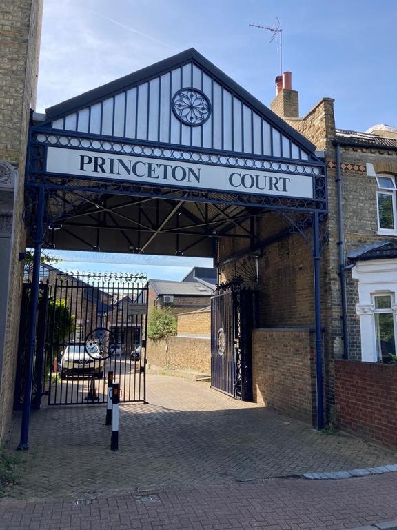 Princeton Court, Putney SW15