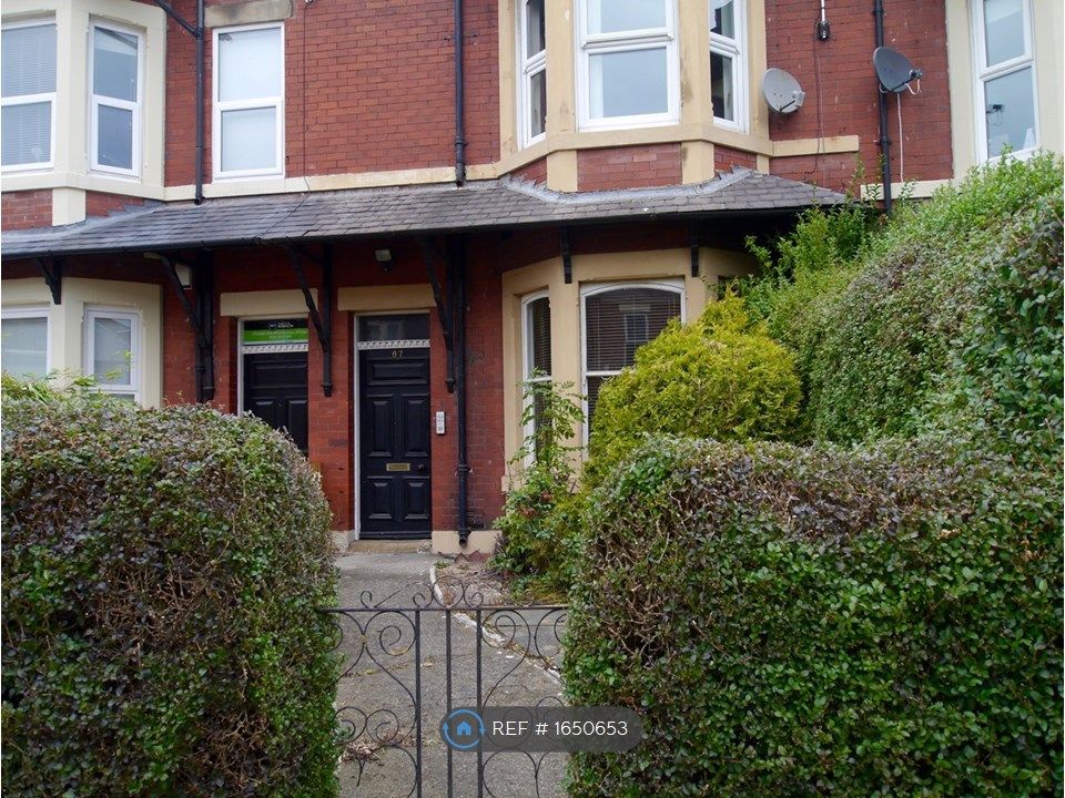 2 bed flat to rent in Fern Avenue, Jesmond, Newcastle Upon Tyne NE2