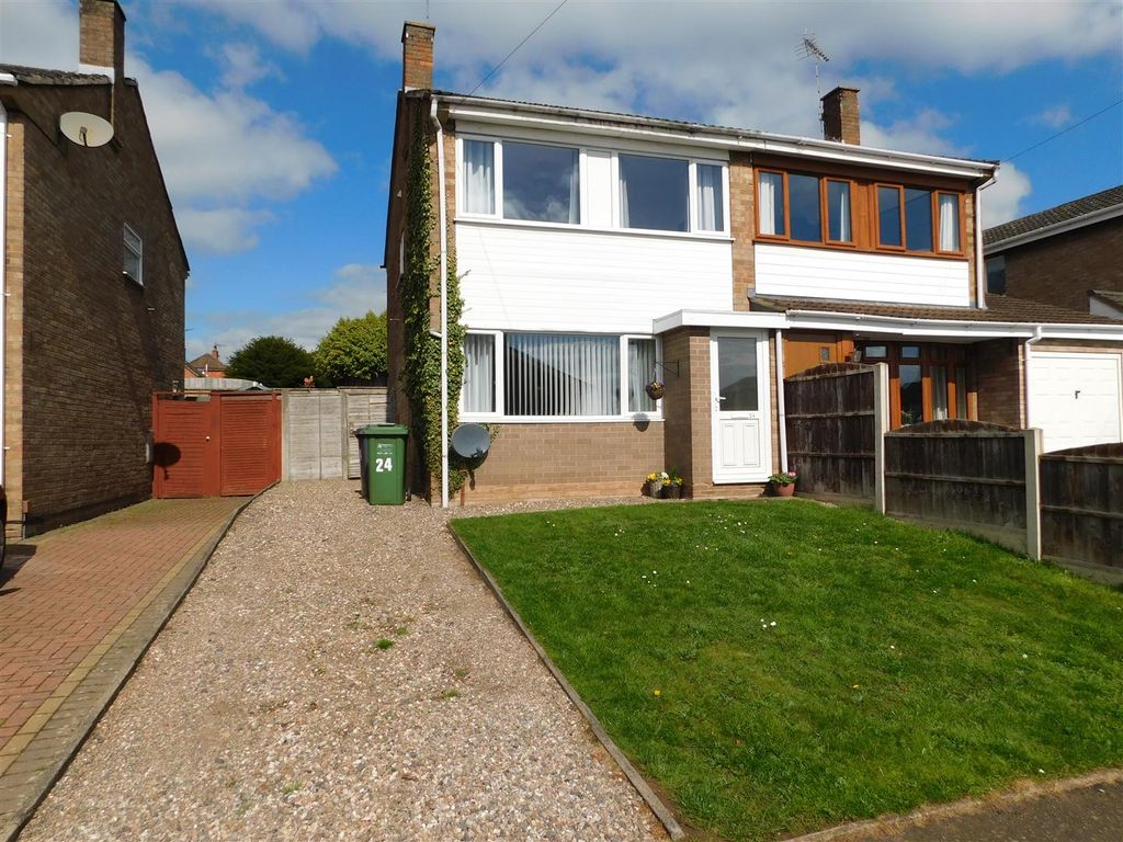 3 bed property to rent in Chichester Avenue, Kidderminster DY11 Zoopla