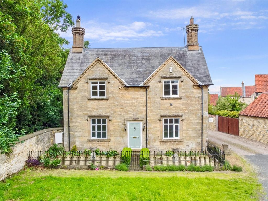 3 bed detached house for sale in North End, Fulbeck, Grantham NG32 Zoopla