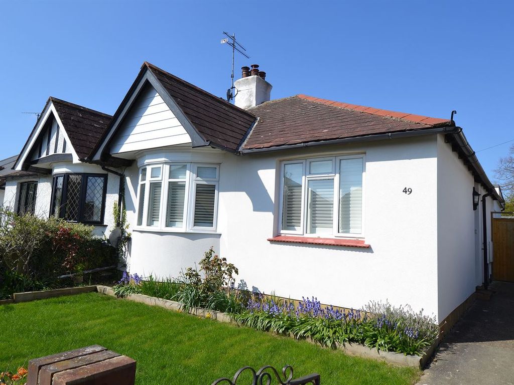 3 bed semidetached bungalow for sale in Graystone Road, Tankerton