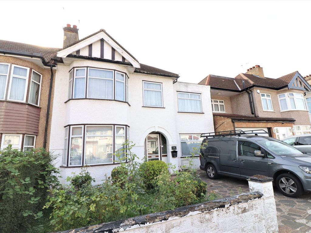 5 bed semidetached house for sale in Fairway Avenue, Kingsbury, London NW9 Zoopla