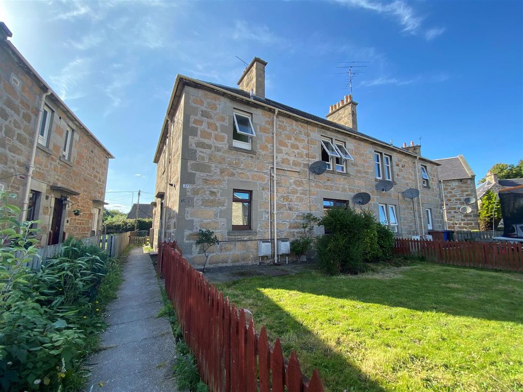 2 bed flat for sale in Kingsmills, Elgin IV30, £82,000 Zoopla