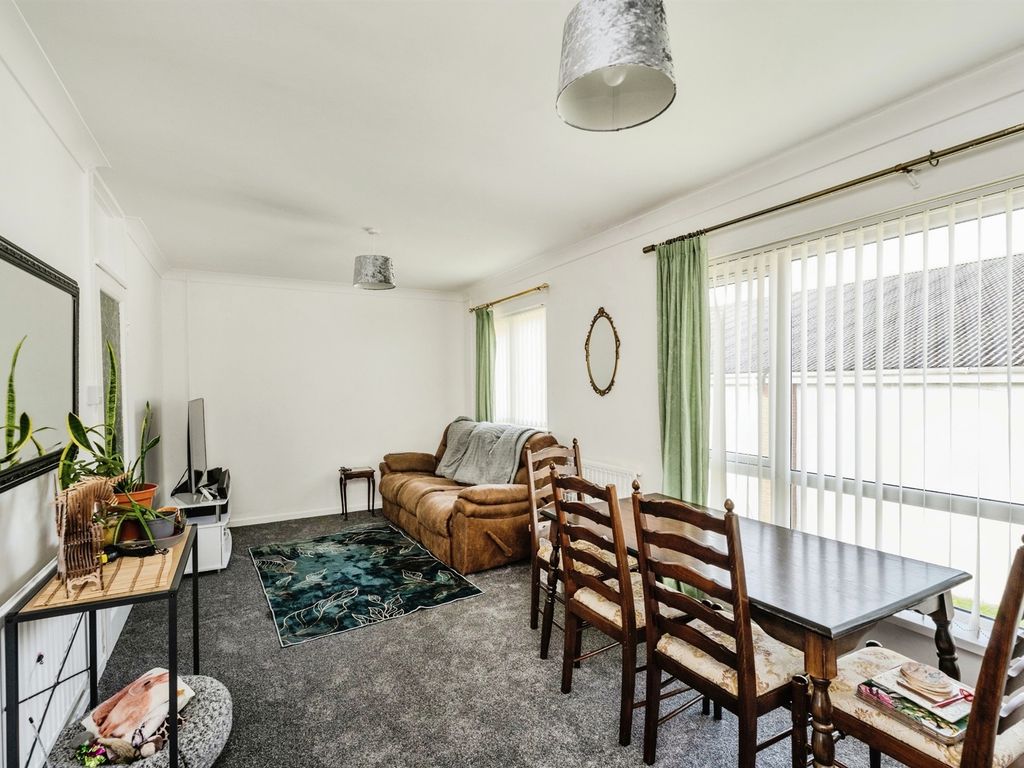 2 bed flat for sale in Penllyn, Cwmavon, Port Talbot SA12, £75,000 Zoopla