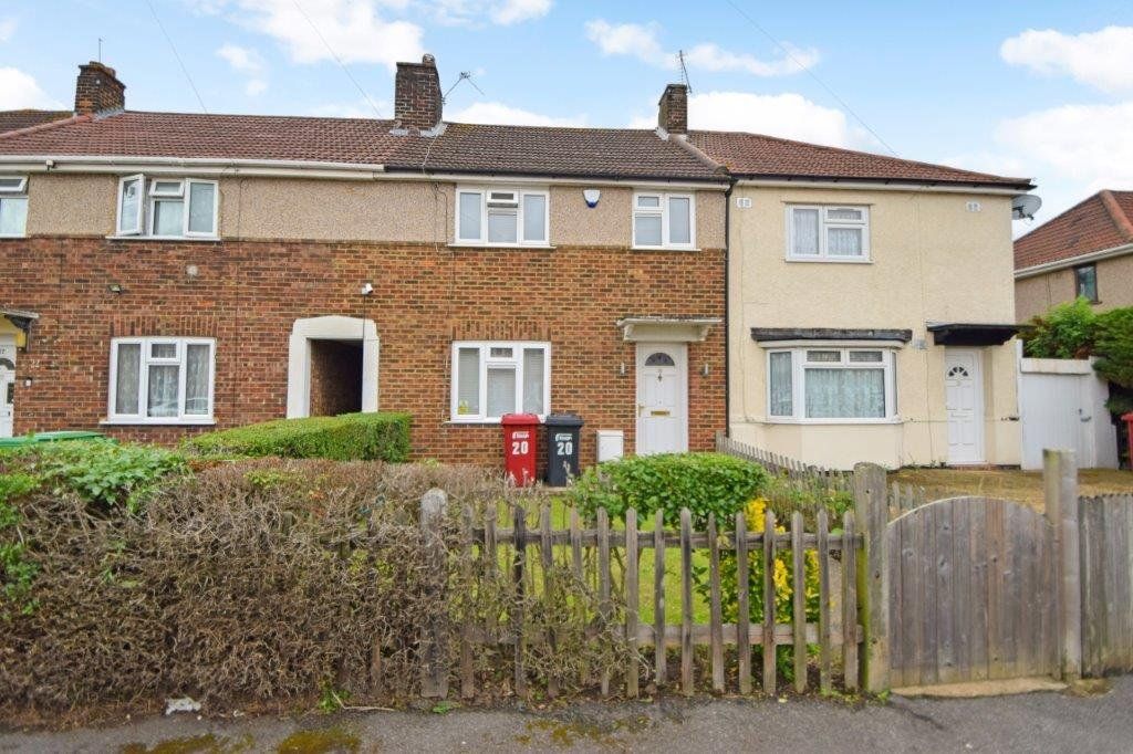 3 bed terraced house for sale in Chester Road, Slough, Berkshire SL1