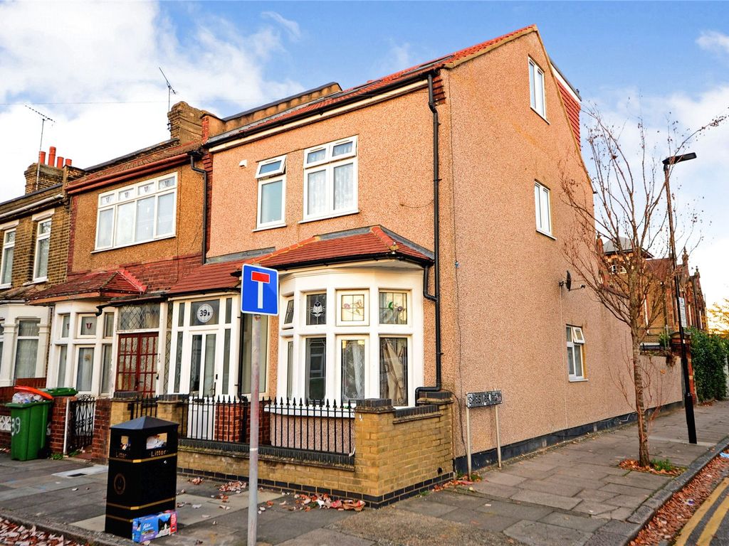 5 bed terraced house for sale in Hilda Road, Canning Town, London E16