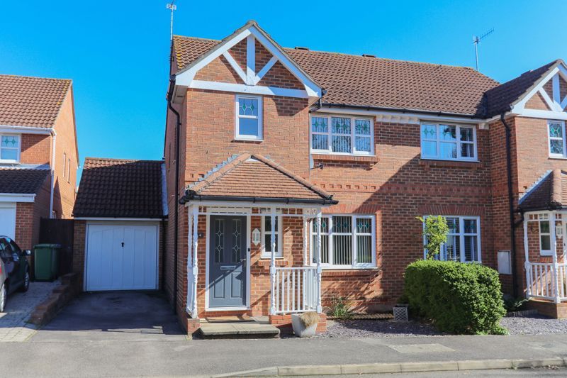 3 bed semidetached house for sale in Keats Close, Whiteley, Fareham PO15 Zoopla