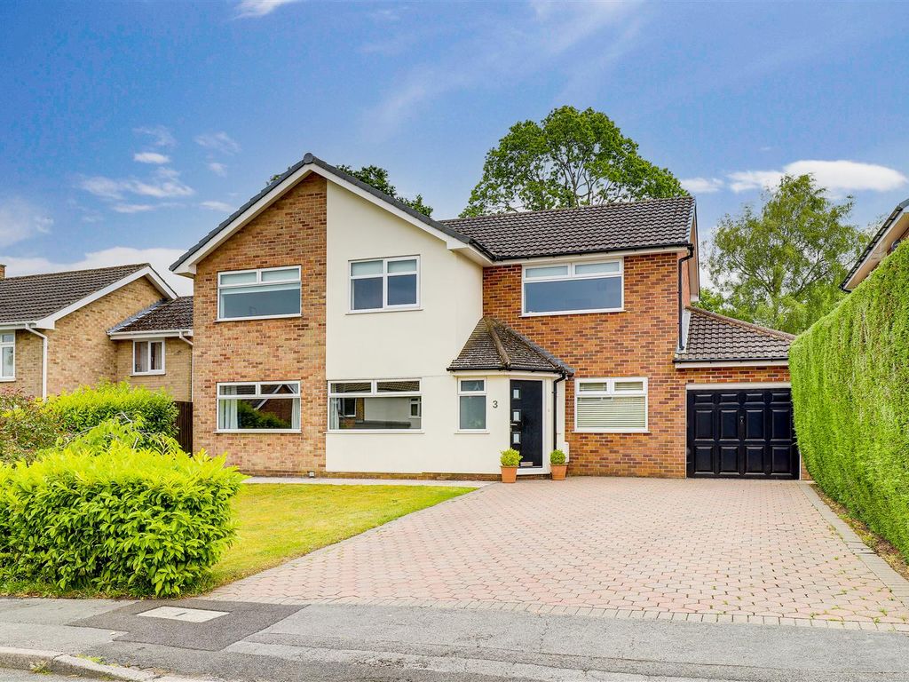 5 bed detached house for sale in Highfield Close, Ravenshead
