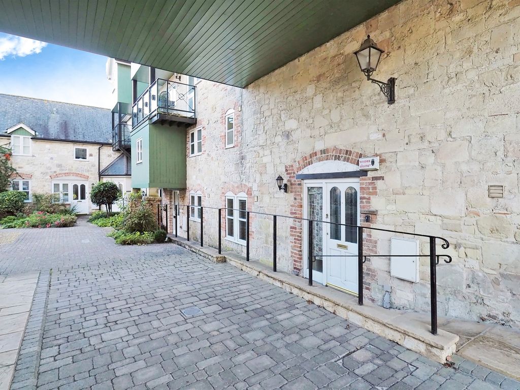 2 bed for sale in Church Street, Tisbury, Salisbury SP3, £208,000 Zoopla