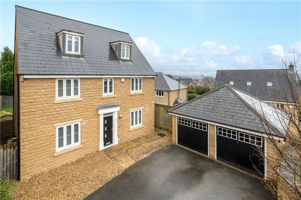 5 bed detached house for sale in Honey Pot Fold, Baildon, West Yorkshire BD17, £550,000 Zoopla
