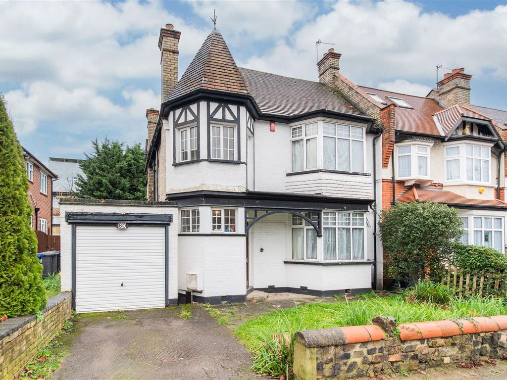 4 bed end terrace house for sale in Woodlands Avenue, London N3, £1,150,000 Zoopla