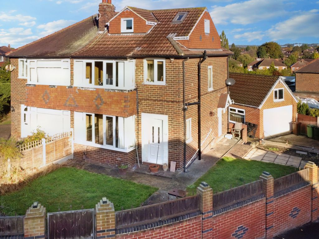 4 bed semidetached house for sale in Woodland Road, Leeds LS15 Zoopla