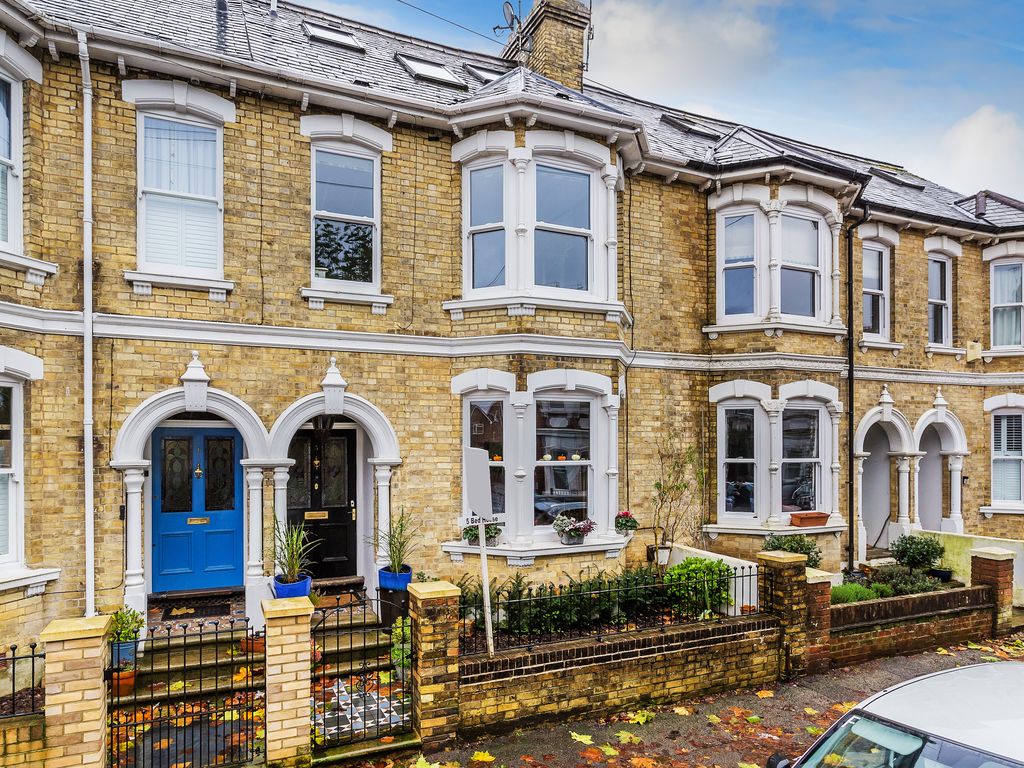 5 bed terraced house for sale in Percy Terrace, Beltring Road
