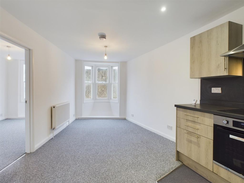 2 bed flat for sale in Edward Street, Brighton BN2, £240,000 Zoopla