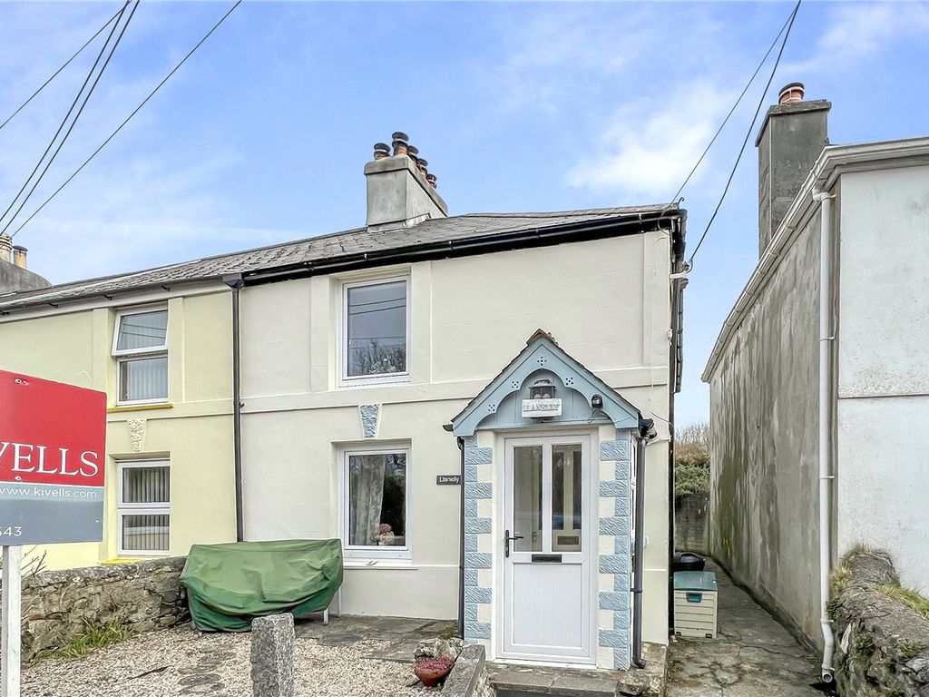 2 bed end terrace house for sale in Tremar Coombe, Liskeard, Cornwall