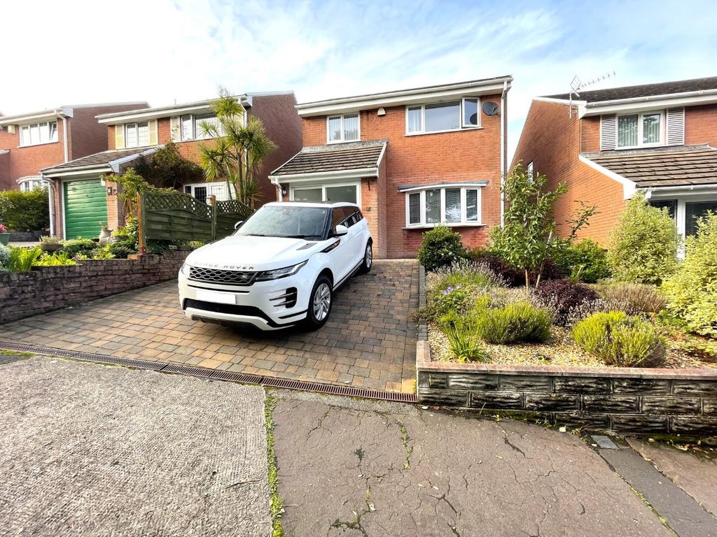 3 bed detached house for sale in Woodburn Drive, West Cross, Norton