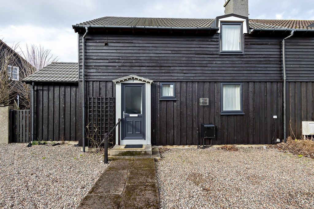 3 bed semidetached house for sale in Sigurd Road, Thurso KW14, £85,000