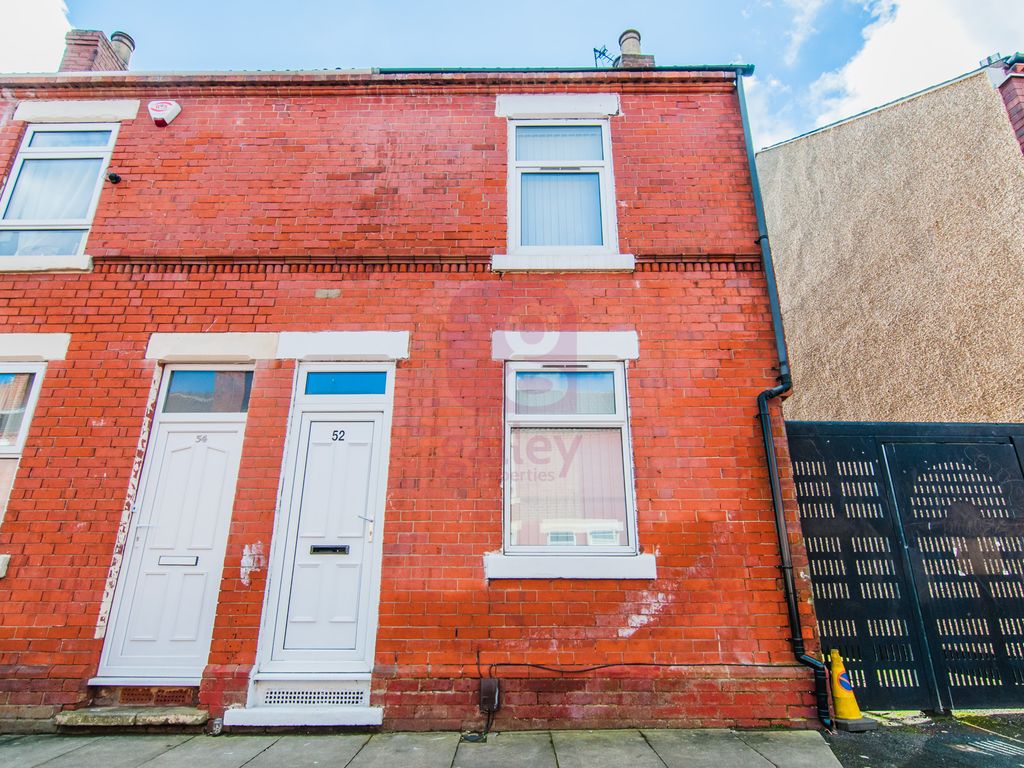 2 bed terraced house to rent in Ellerker Avenue, Hexthorpe, Doncaster