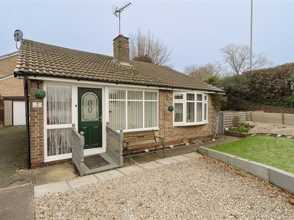 2 bed bungalow for sale in Bleasdale Avenue, Knottingley, West