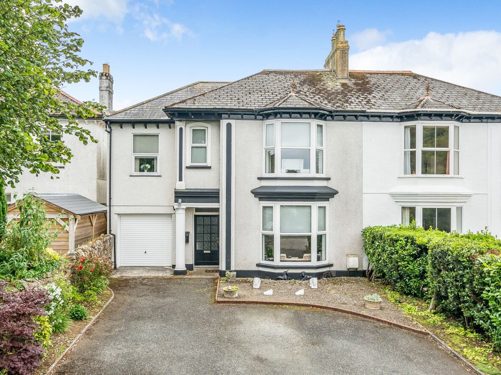 5 bed semidetached house for sale in Pendarves Road, Camborne