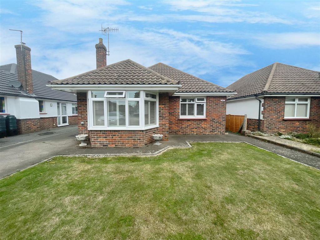 3 bed detached house for sale in Goring Way, GoringBySea, Worthing BN12 Zoopla