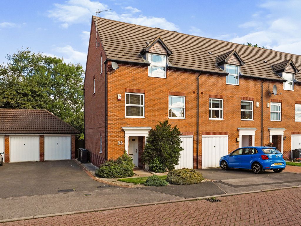 4 bed end terrace house for sale in Chelwood Drive, Nottingham NG3 Zoopla