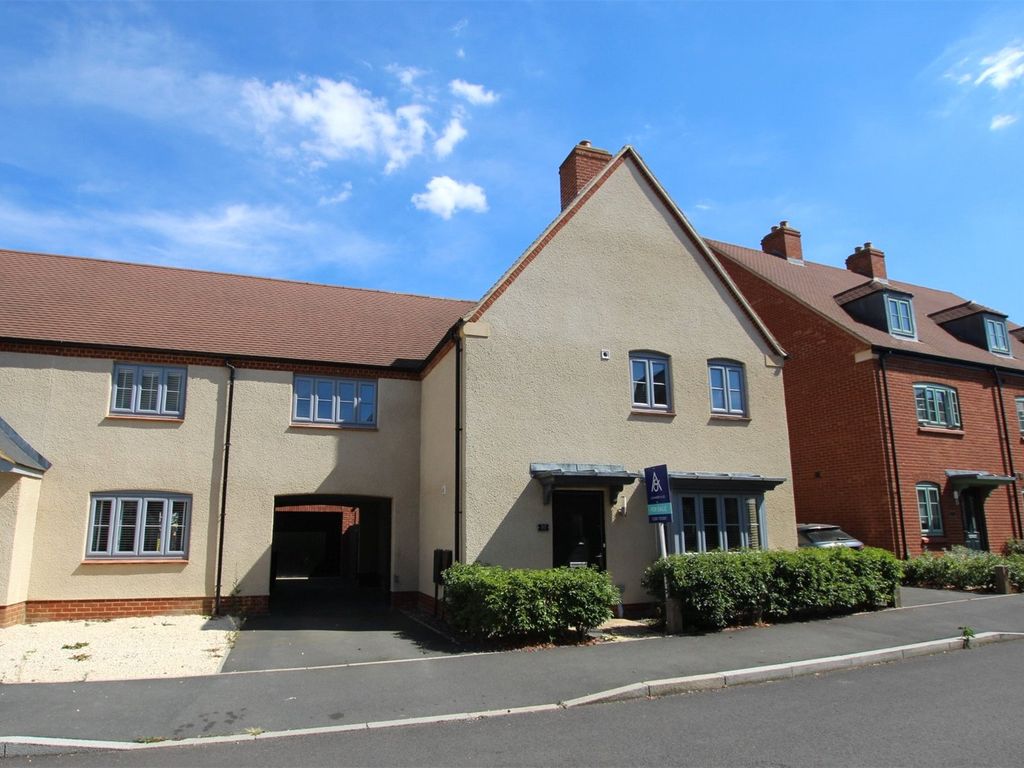 Calypso Lane Brackley NN13