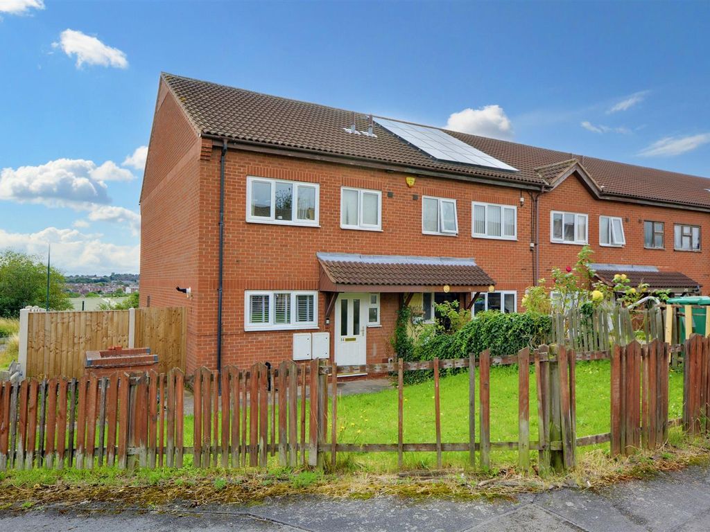 3 bed end terrace house for sale in Hoefield Crescent, Bulwell