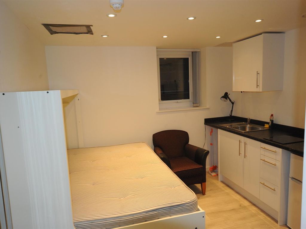 1 bed flat to rent in 1 Albert Terrace, Middlesbrough, North Yorkshire TS1 Zoopla