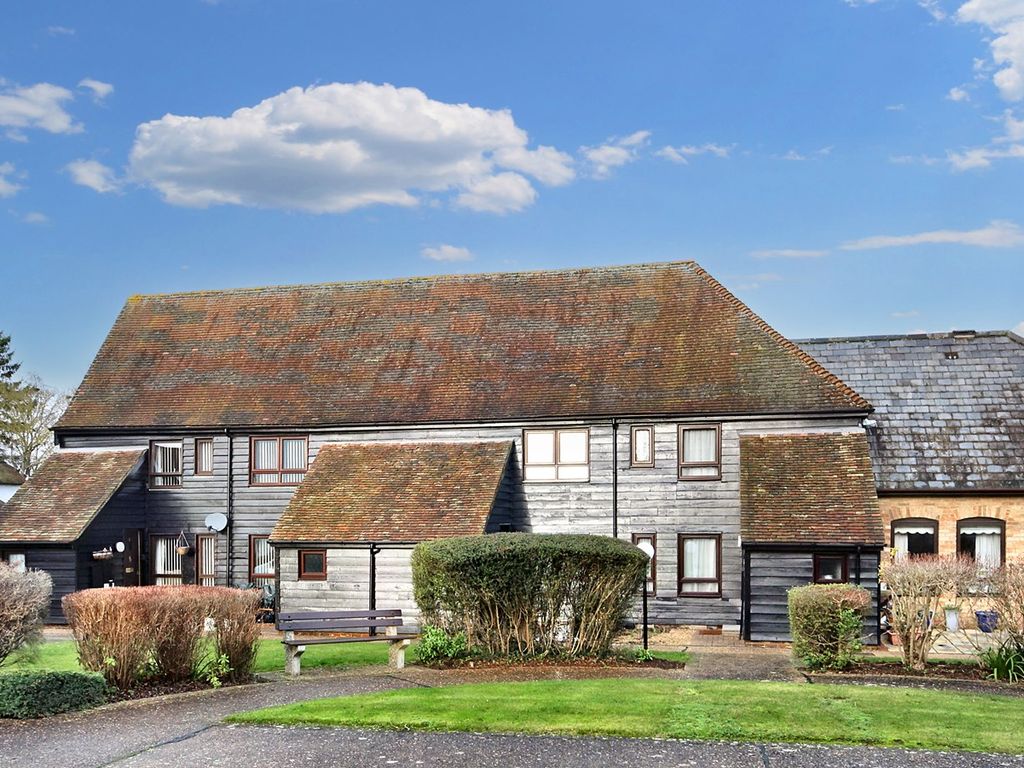 2 bed terraced house for sale in The Mews, Letchworth Garden City SG6