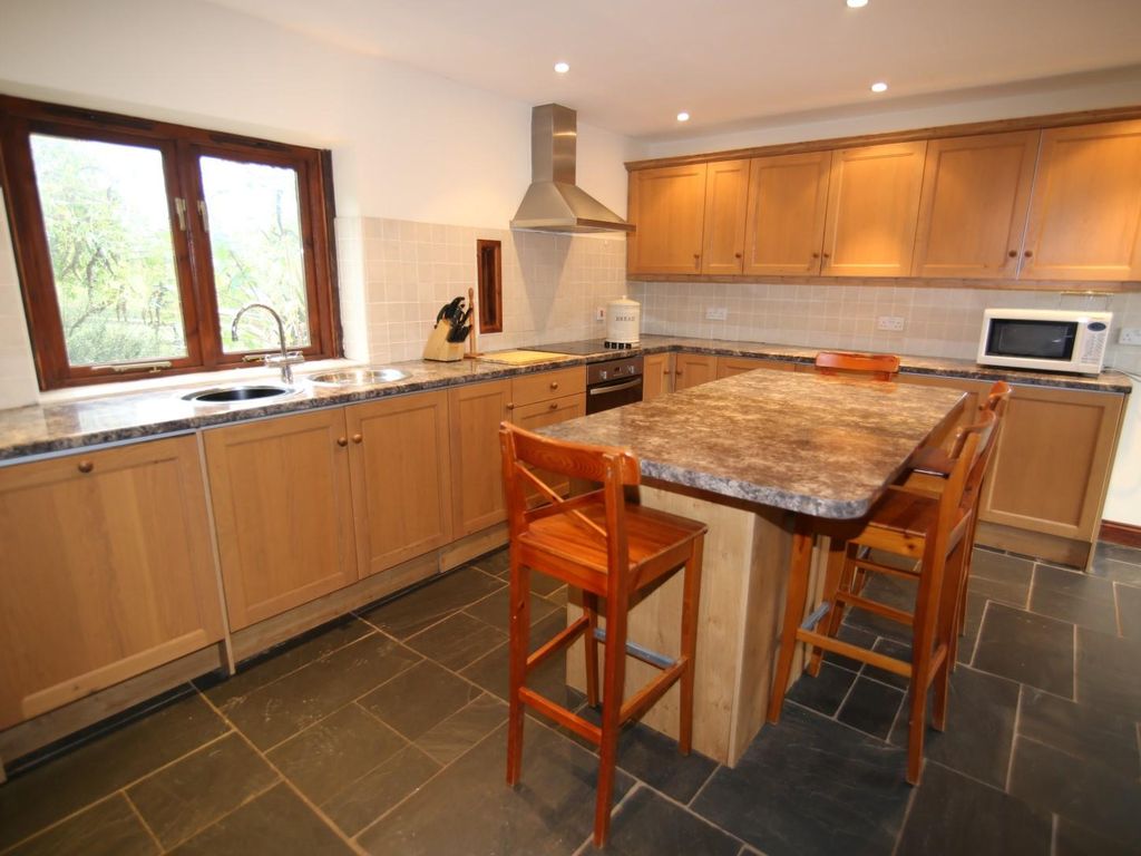 2 bed bungalow to rent in West Beer Farm, Cheriton Exeter EX6