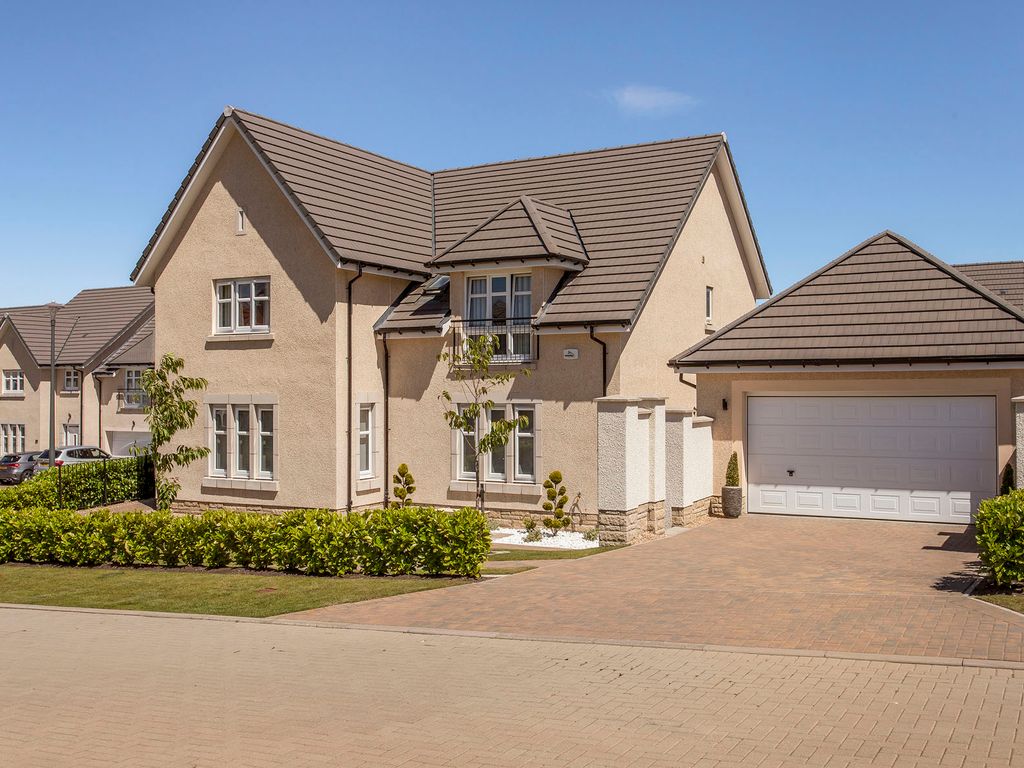 5 bed villa for sale in 2 Gifford Crescent, Balerno EH14, £925,000 Zoopla