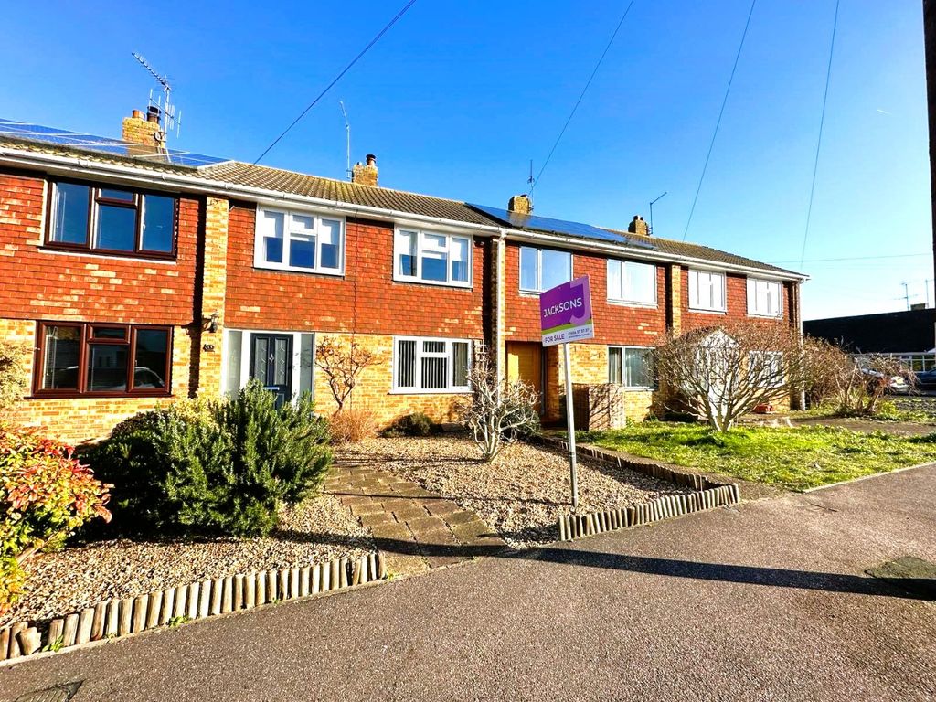3 bed terraced house for sale in Twyford Close, Rainham, Gillingham ME8