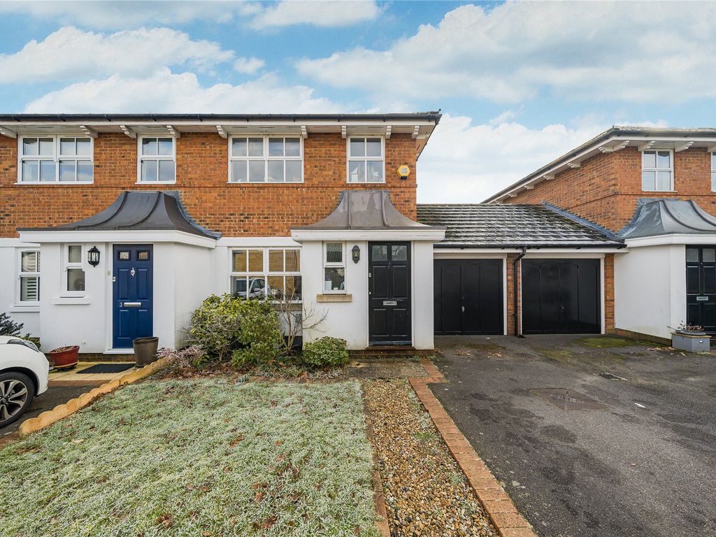 3 bed end terrace house for sale in WaltonOnThames, Surrey KT12 Zoopla