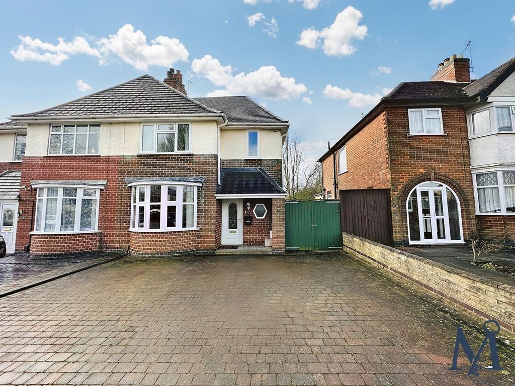 3 bed semidetached house for sale in Bardon Road, Coalville LE67 Zoopla