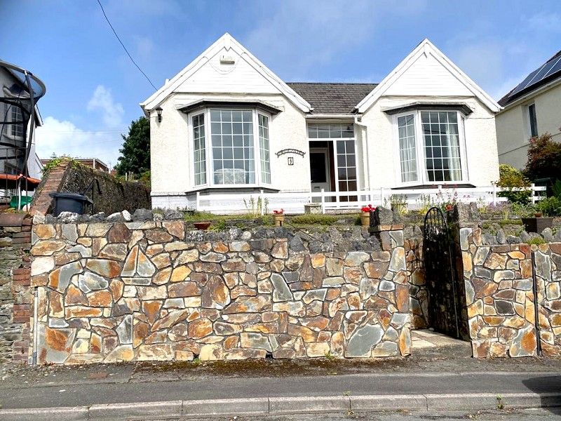 3 bed detached bungalow for sale in Giants Grave Road, Neath, Neath