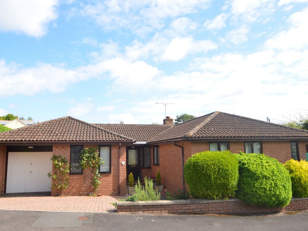 3 bed bungalow for sale in Eastfield Orchard, Uffculme, Cullompton