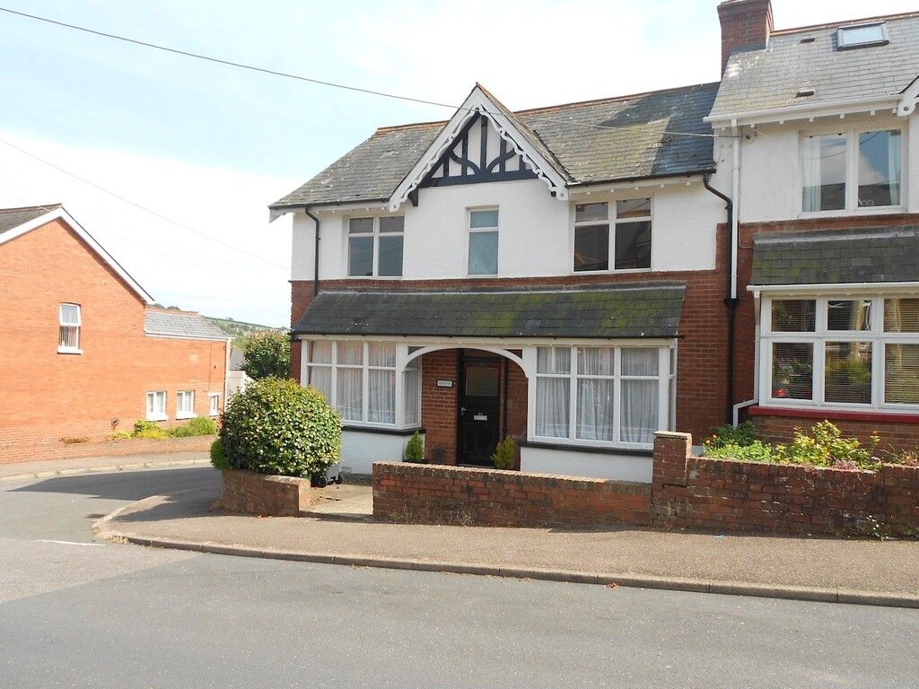 4 bed semidetached house to rent in Hendon, Peaslands Road, Sidmouth