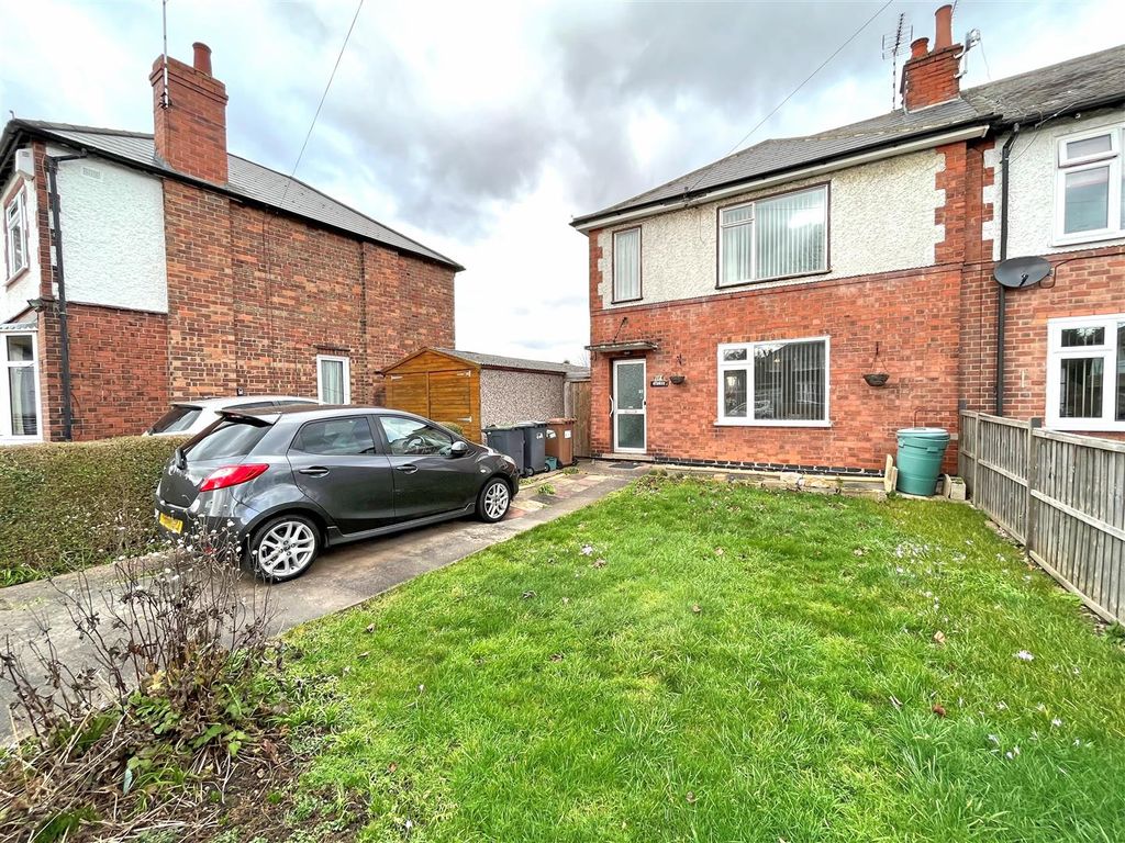 2 bed end terrace house to rent in First Avenue, Colwick, Nottingham